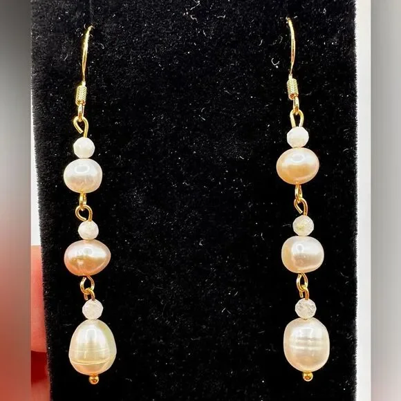 2.5” freshwater pearl, moonstone beaded, gold over 925 hook dangle earrings! - Picture 6 of 15